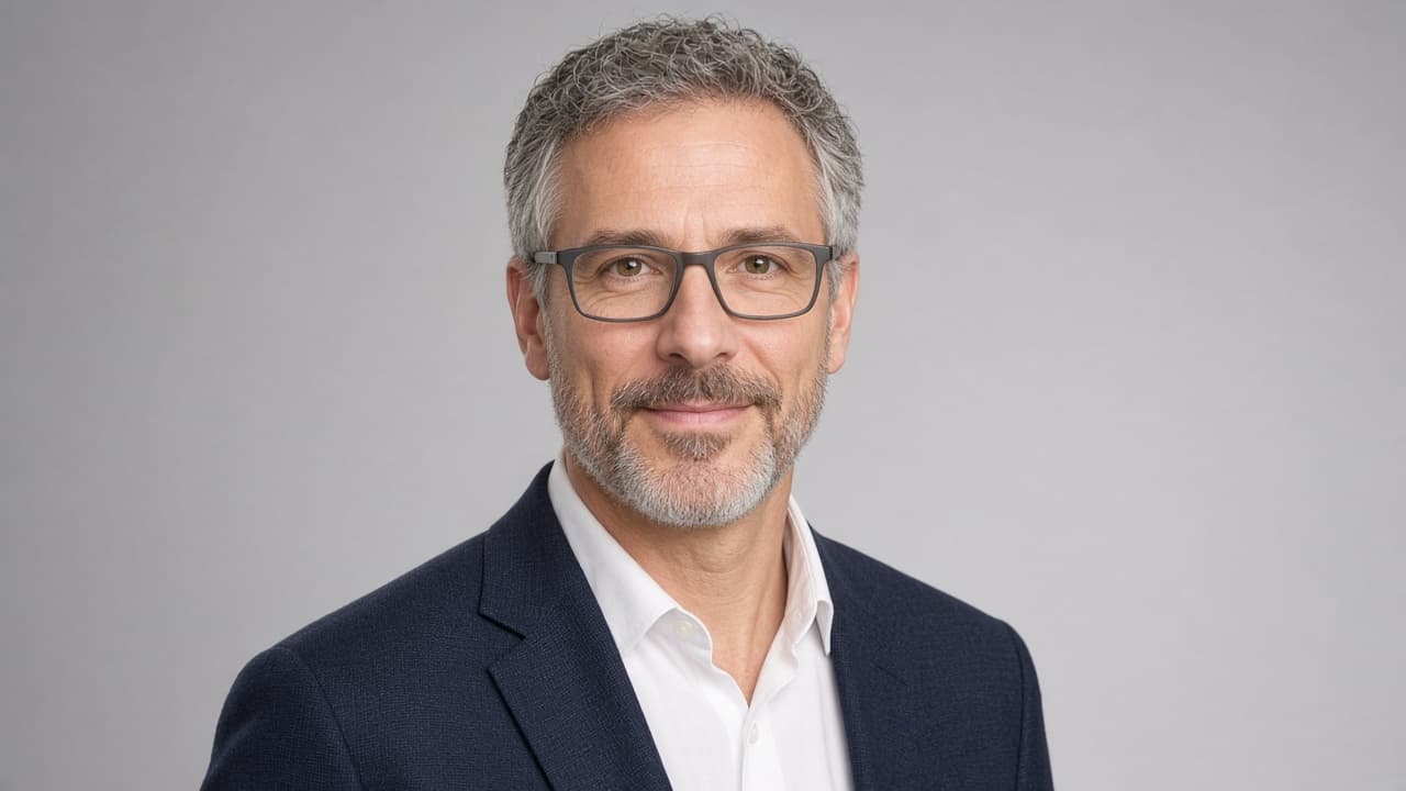 Professional Headshot Prompt: Your Photo to Studio Portrait